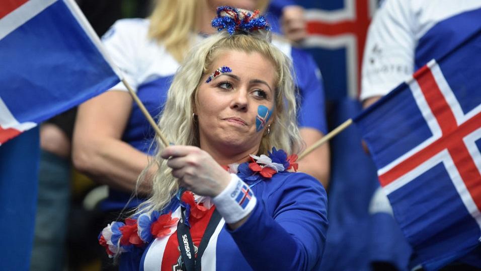 Icelandic handball fans